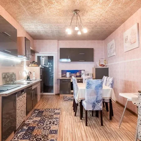 Holiday home Cheerful Holiday In With Mountain Views Kinheim