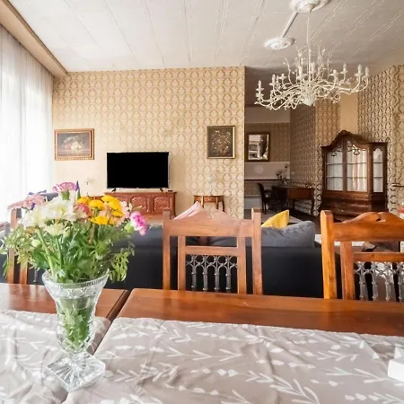 Holiday home Cheerful Holiday In With Mountain Views