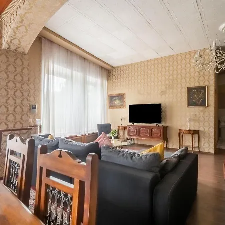Cheerful Holiday In With Mountain Views