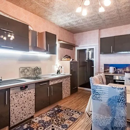 Cheerful Holiday In With Mountain Views